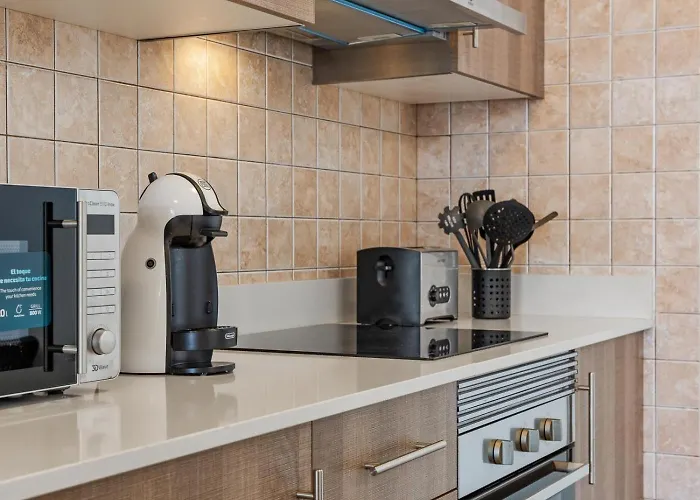 Obsidian Aregoma Caleta Costa Adeje (Tenerife)